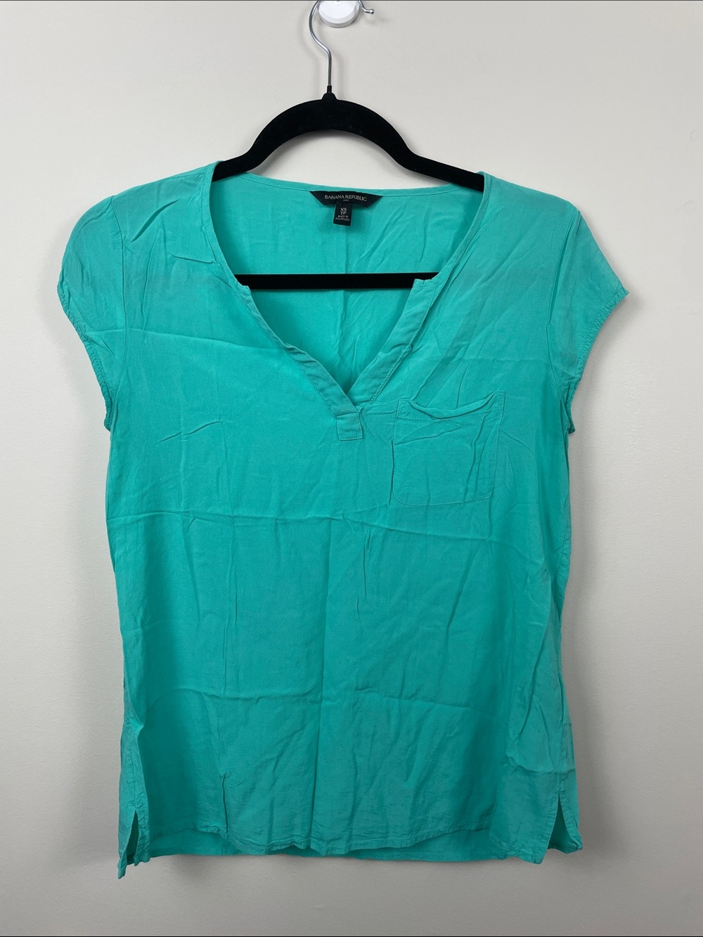 Banana Republic Turquoise V-Neck Cap Sleeve